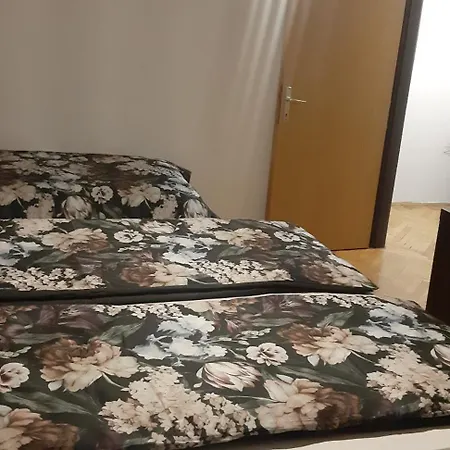 Centerzerozone Apartman