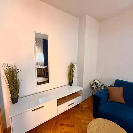 Centerzerozone Apartman